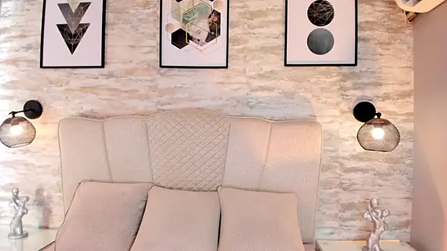 Snapshot of kanna_02 chatting on 10.12.25 kanna 02 online show from 10.12.25