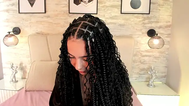 Snapshot of kanna_02 chatting on 10.14.25 kanna 02 online show from 10.14.25