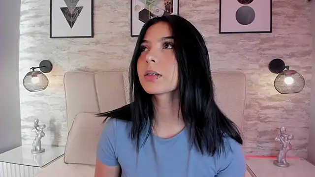 Snapshot of kanna_02 chatting on 10.26.25 kanna 02 online show from 10.26.25