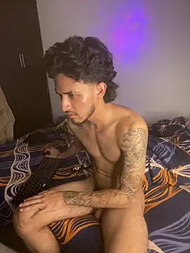 Snapshot of Zayn_kane chatting on 07.19.26 Zayn kane online show from 07.19.26