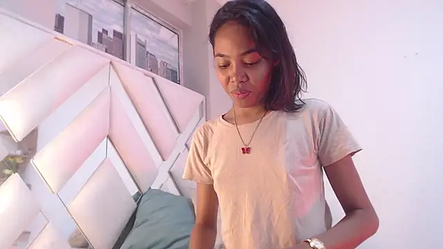 willow smitt online show from 03.26.26