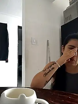 Seet Hanna online show from 09.29.25