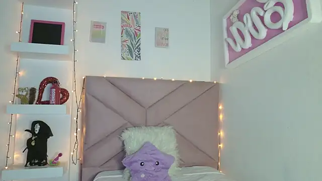 eva sin18 online show from 04.14.26