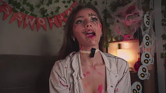 EditaBails online show from 10.31.25