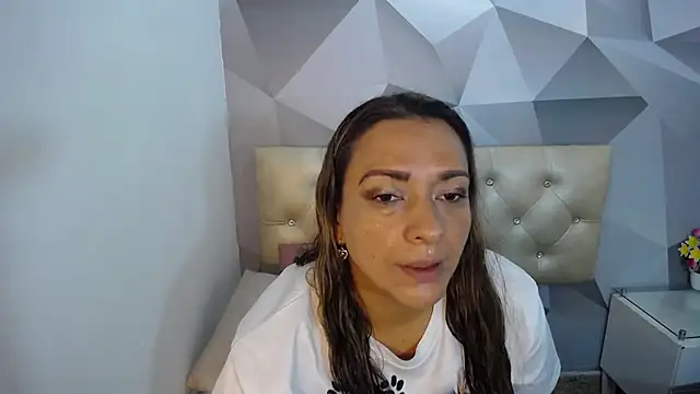 Milf-Prettyboobs online show from 11.15.25