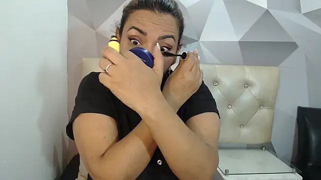 Milf-Prettyboobs online show from 02.13.26