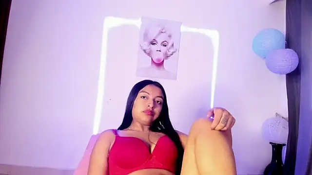 Snapshot of sweet_cinamon chatting on 09.29.25 sweet cinamon online show from 09.29.25