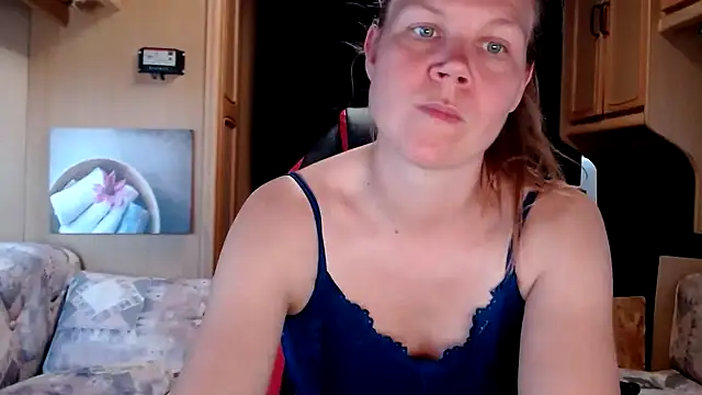 CallMeMaria online show from 01.02.25