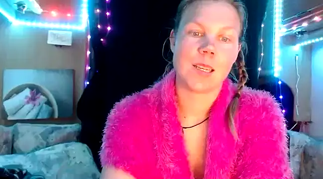 CallMeMaria online show from 02.11.25