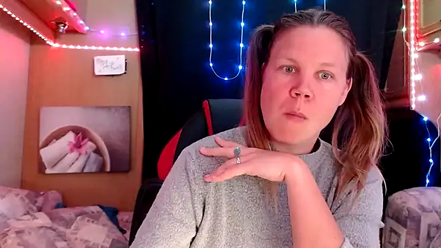 CallMeMaria online show from 03.06.25