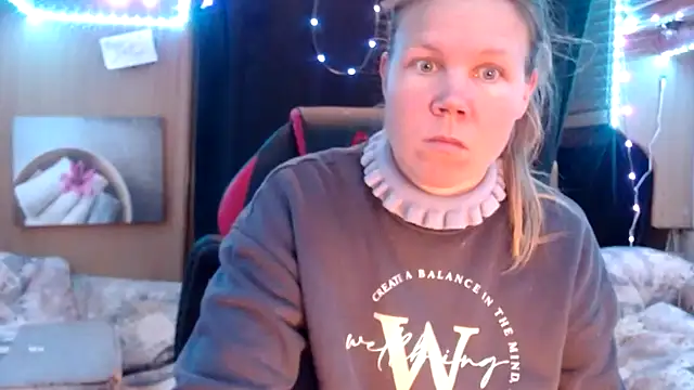 CallMeMaria online show from 03.11.25