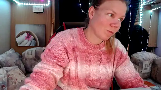 CallMeMaria online show from 03.19.25