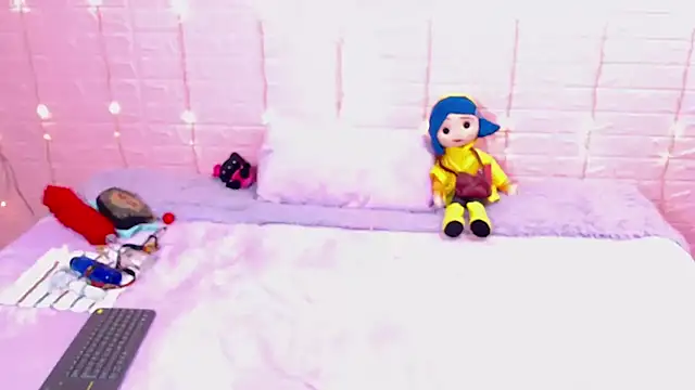 Snapshot of wet_valery chatting on 02.10.26 wet valery online show from 02.10.26