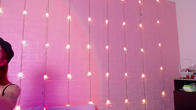 Snapshot of wet_valery chatting on 02.11.26 wet valery online show from 02.11.26