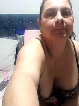 Snapshot of michellrodriguez chatting on 03.13.25 michellrodriguez online show from 03.13.25