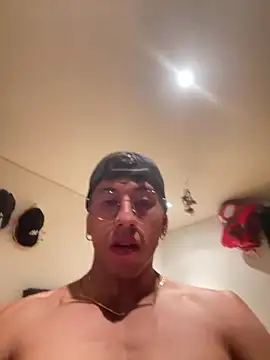 Thiago Happy online show from 03.12.25