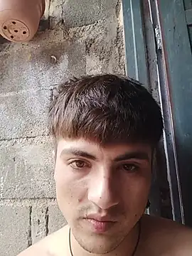 Snapshot of RodriiAmatto chatting on 12.02.25 RodriiAmatto online show from 12.02.25