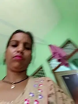 Hotty-Nidhi online show from 09.09.25