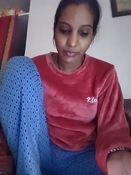 Hotty-Nidhi online show from 11.26.25