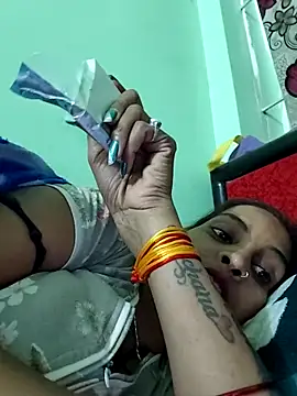 Snapshot of Hotty-Nidhi chatting on 02.10.26 Hotty-Nidhi online show from 02.10.26