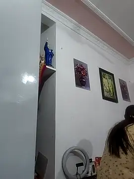 Snapshot of Hotty-Nidhi chatting on 02.15.26 Hotty-Nidhi online show from 02.15.26