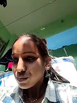 Snapshot of Hotty-Nidhi chatting on 02.17.26 Hotty-Nidhi online show from 02.17.26