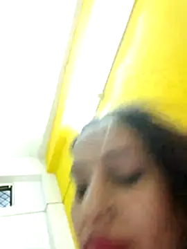 Snapshot of Hotty-Nidhi chatting on 02.20.26 Hotty-Nidhi online show from 02.20.26