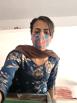 Snapshot of indiancute43 chatting on 03.18.25 indiancute43 online show from 03.18.25