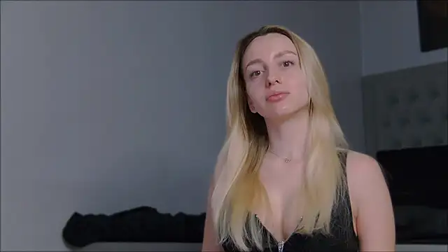 Snapshot of AlexisWhit chatting on 02.08.26 AlexisWhit online show from 02.08.26