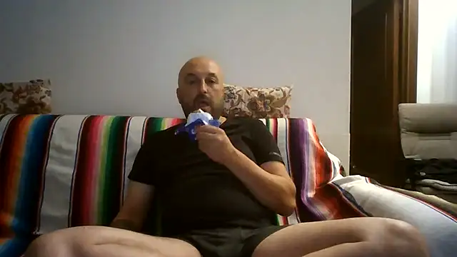 Snapshot of maxxxio12 chatting on 07.26.26 maxxxio12 online show from 07.26.26