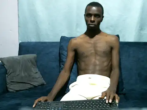 Snapshot of Kwekweshi chatting on 03.15.25 Kwekweshi online show from 03.15.25