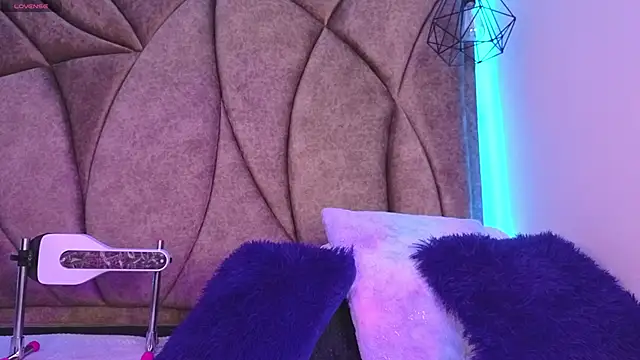 Kanela miller  online show from 03.24.26