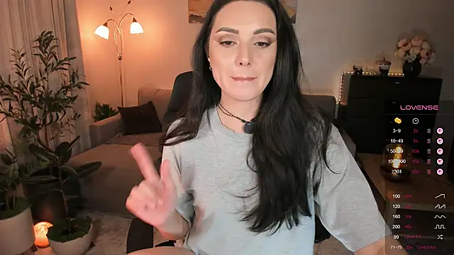 Viki Bellson online show from 11.28.25