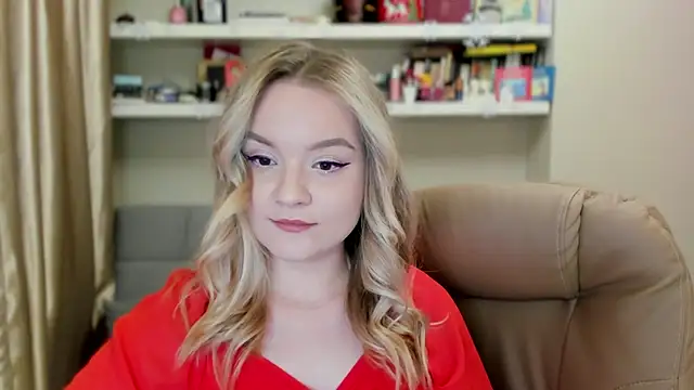 Kara Smith  online show from 02.22.26