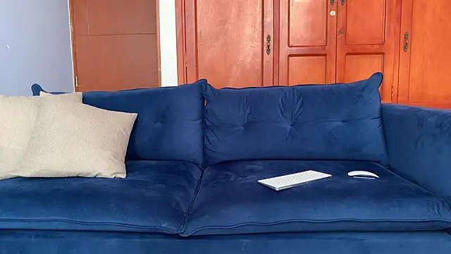 mask guy online show from 09.19.25