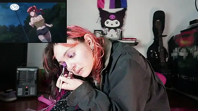 Snapshot of Devil_And_Princess chatting on 10.08.25 Devil And Princess online show from 10.08.25