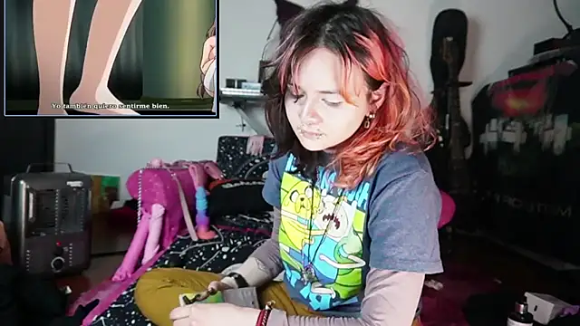 Snapshot of Devil_And_Princess chatting on 10.10.25 Devil And Princess online show from 10.10.25