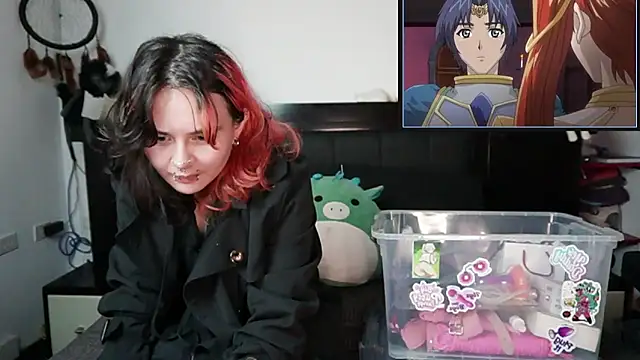 Snapshot of Devil_And_Princess chatting on 10.13.25 Devil And Princess online show from 10.13.25