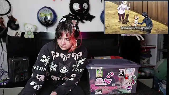 Snapshot of Devil_And_Princess chatting on 11.08.25 Devil And Princess online show from 11.08.25