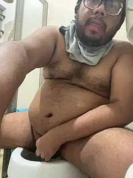 Snapshot of MilkBear_ chatting on 03.09.25 MilkBear online show from 03.09.25