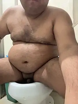 Snapshot of MilkBear_ chatting on 03.13.25 MilkBear online show from 03.13.25