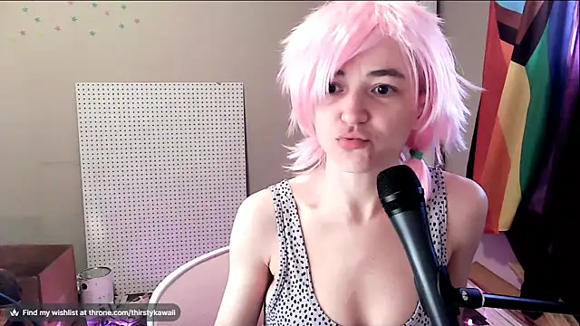 Snapshot of ThirstyKawaii chatting on 03.10.25 ThirstyKawaii online show from 03.10.25