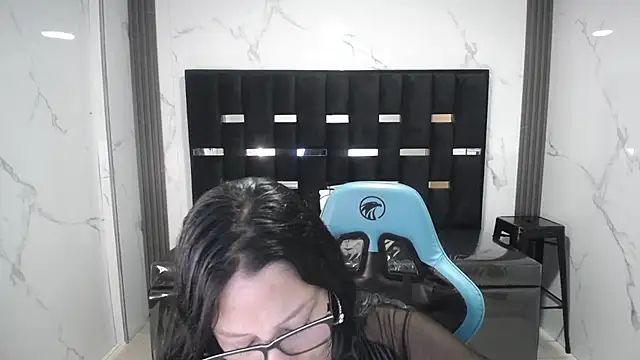 valeria a1 online show from 11.14.25