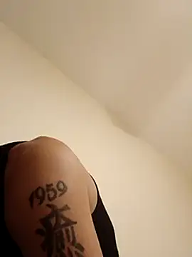 HazelEyedJay420 online show from 03.13.25