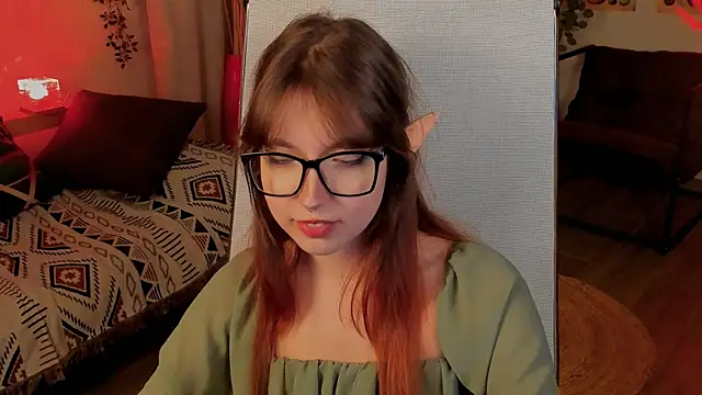 Snapshot of MemoryCadence chatting on 10.16.25 MemoryCadence online show from 10.16.25