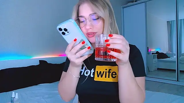 DIANAxxxDIAMOND online show from 09.20.25