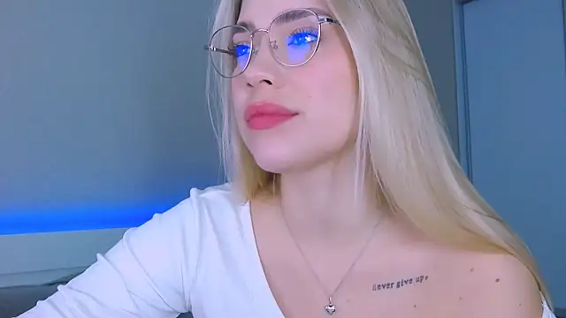 DIANAxxxDIAMOND online show from 10.17.25