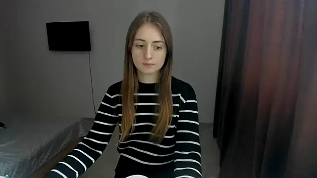 LilyHaart online show from 10.02.25