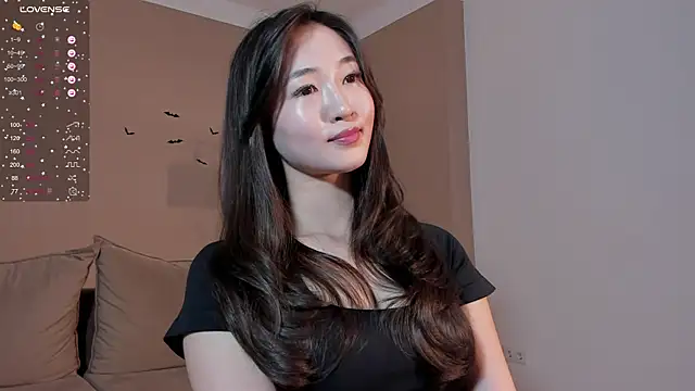 Snapshot of SeulBi chatting on 11.04.25 SeulBi online show from 11.04.25