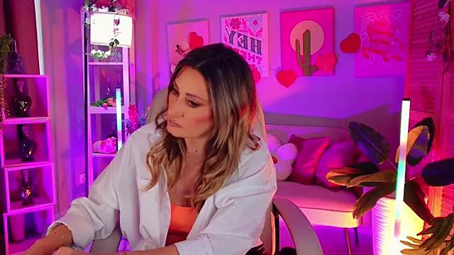 SarahAlluring online show from 02.27.26